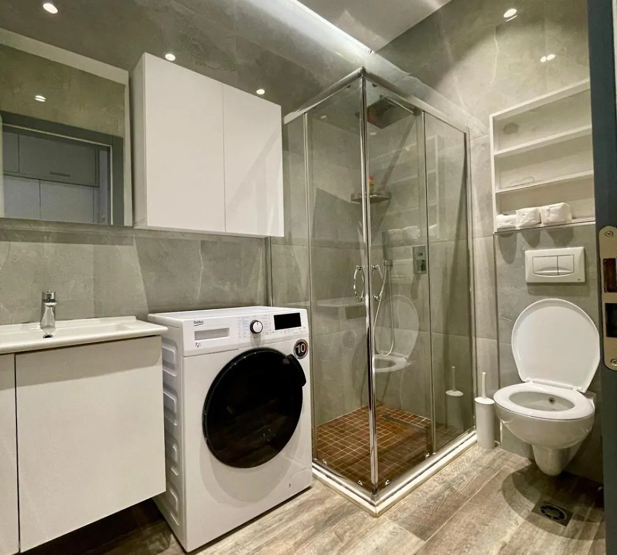 Premium City Studio & Suite Tirana